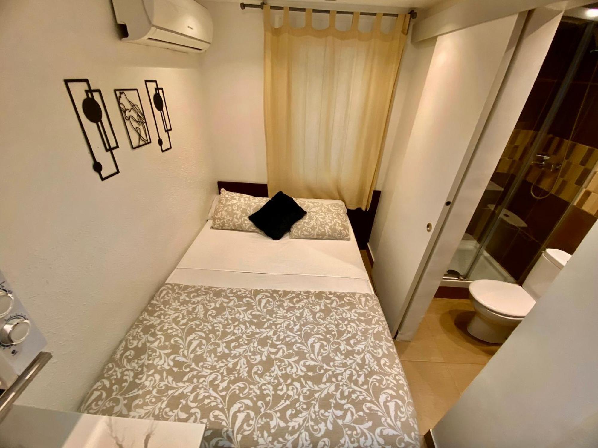 Suites Nuevas Con Bano Privado Frente Al Metro St Mwc Barcelona-Fira 略夫雷加特河畔奥斯皮塔莱特 外观 照片