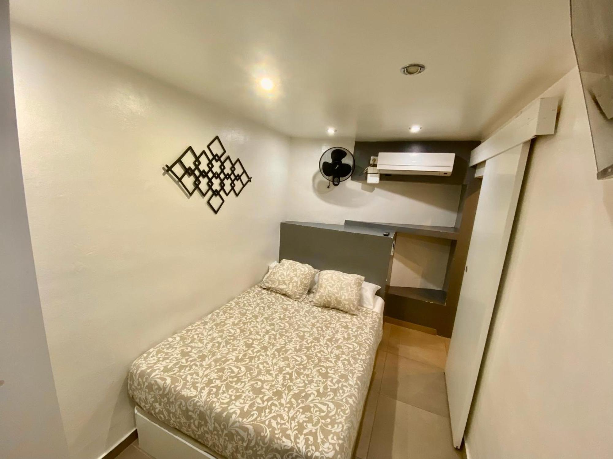Suites Nuevas Con Bano Privado Frente Al Metro St Mwc Barcelona-Fira 略夫雷加特河畔奥斯皮塔莱特 外观 照片