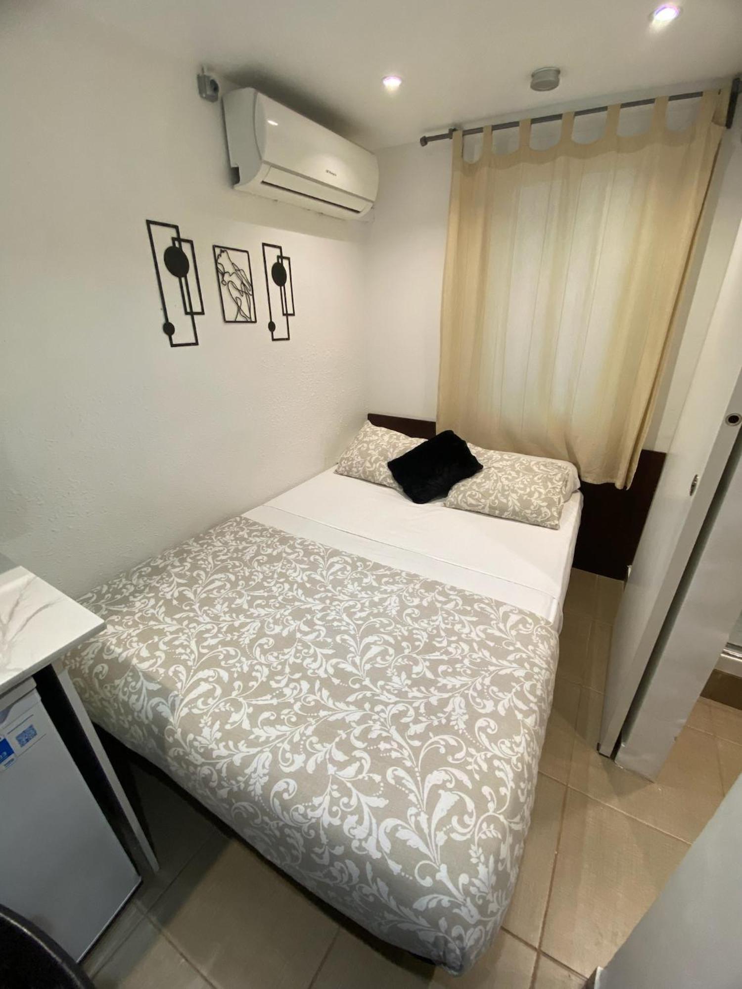 Suites Nuevas Con Bano Privado Frente Al Metro St Mwc Barcelona-Fira 略夫雷加特河畔奥斯皮塔莱特 外观 照片
